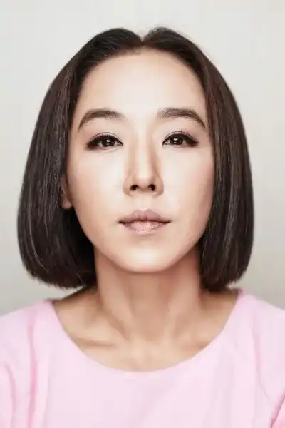 Kang Soo-yeon